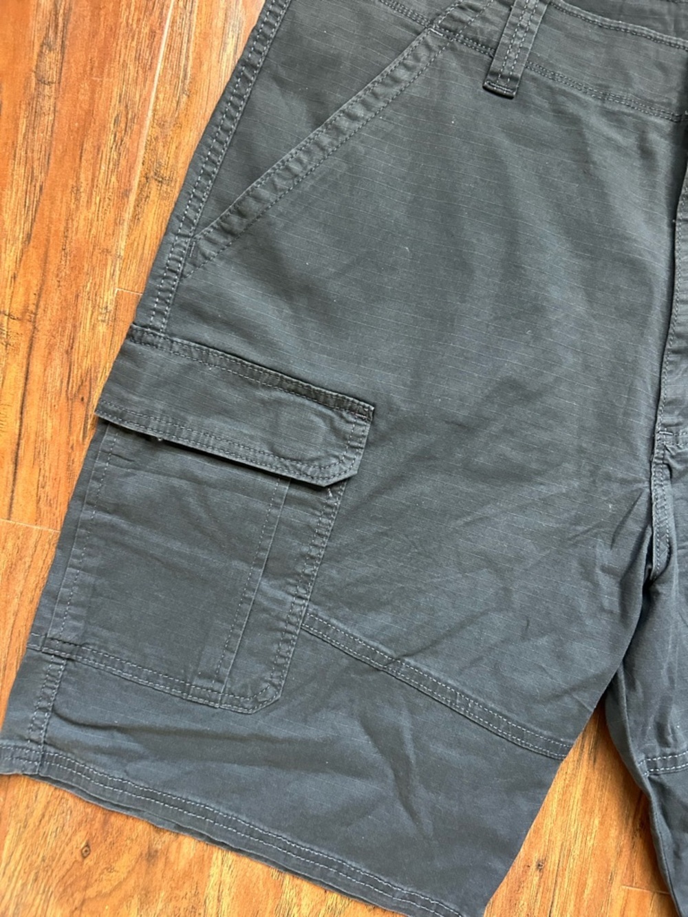 Wrangler Workwear ripstop technician shorts multiple pockets 38x10 - Picture 3 of 11